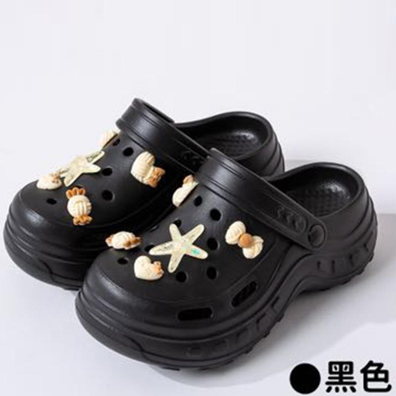 New hole shoes women's indoor and outdoor stepping on shit feeling comfortable and breathable eva slippers thick-soled slippers wholesale