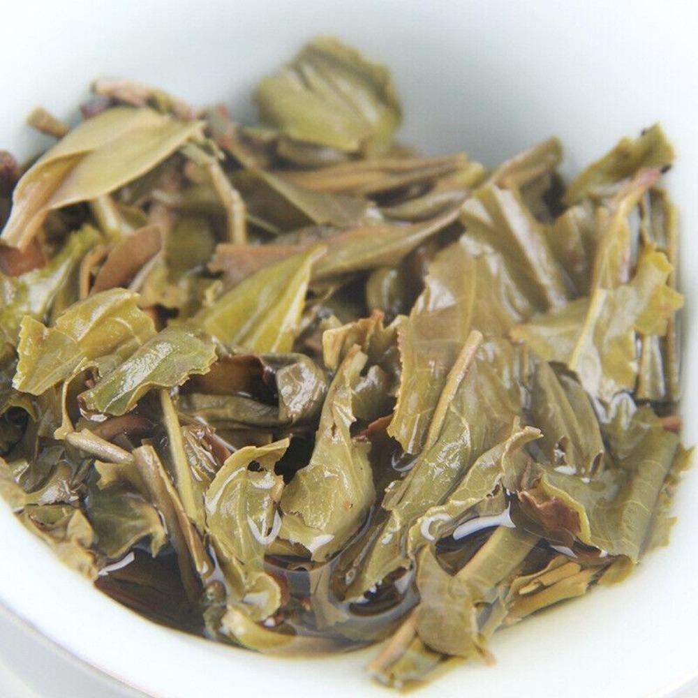 Yunnan Pu Erh Tee 100g Iwu Sonnentrocknet Roh Sheng Puer Kuchen