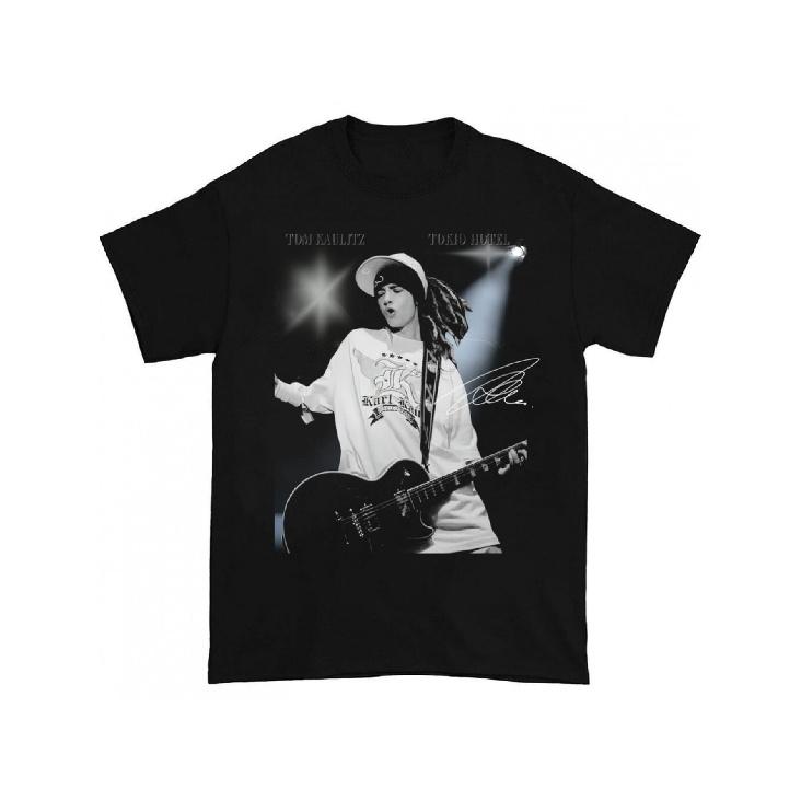 Tom Kaulitzs Tokyo Hotell Signatur Bohemisk Grafisk T-shirt för Vuxna - Svart Unisex Rundhalsad T-shirt med Gitarr- och Scenprint, Perfekt