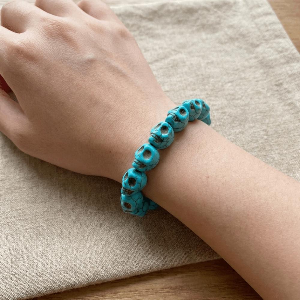 Punk Acrylic Skull Beaded Bracelet Colorful Elastic Rope Skeleton Beaded Bracelet Bone Stone Charm Elastic Bangle Unisex