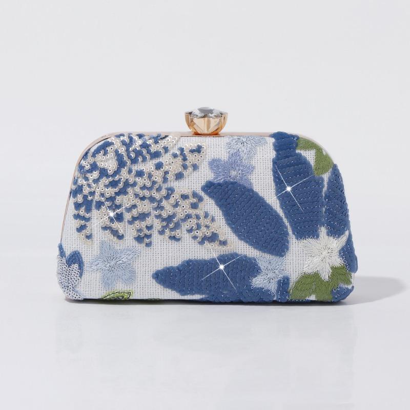 Popular Flower Embroidery Dinner Bag Retro National Style Sequined Clutch Bag Banquet Dress Party Oblique Span Women's Bag