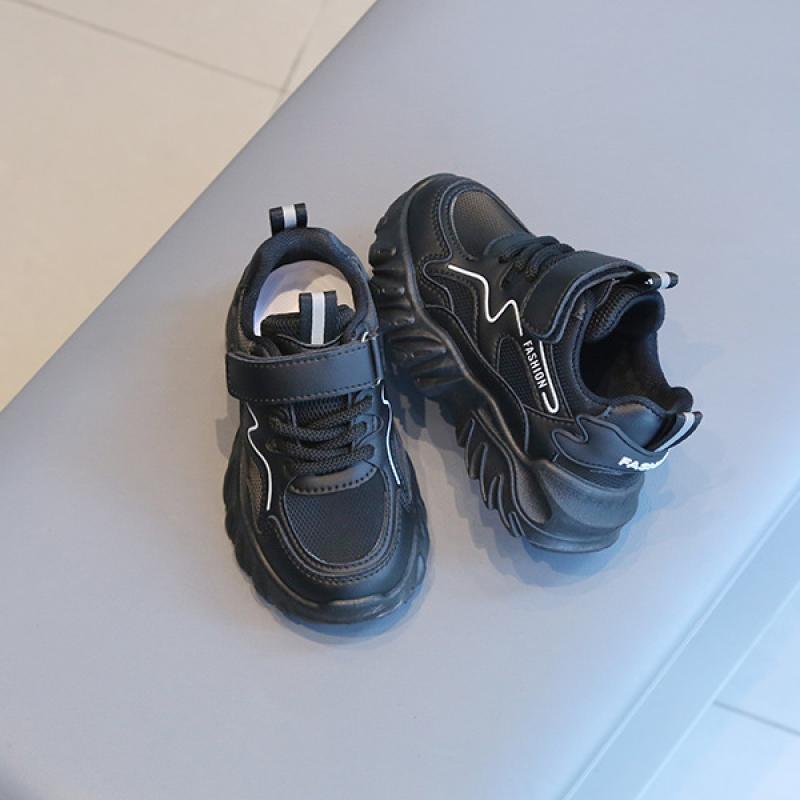 Kindersneakers Lente en herfst Nieuwe papa-schoenen voor jongens Antislip kleine witte schoenen voor meisjes Baby-casual schoenen met zachte zolen
