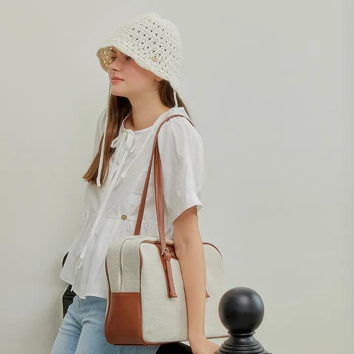 SQUARE MULTI SHOULDER BAG_CANVAS BROWN