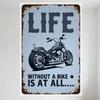 Vintage Hellblaues Metallblechschild mit Rostflecken, 'LIFE' & Schwarzes Chopper-Motorrad-Kunstwerk, für Man Cave Bar Heimdekoration, zum Aufhängen