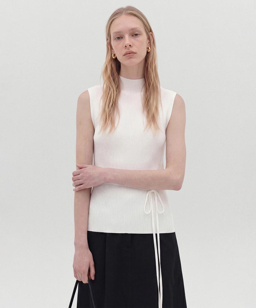 Lugkaeseuteu Orian Mock Neck Slim Sleeveless Knit Top_Ivory