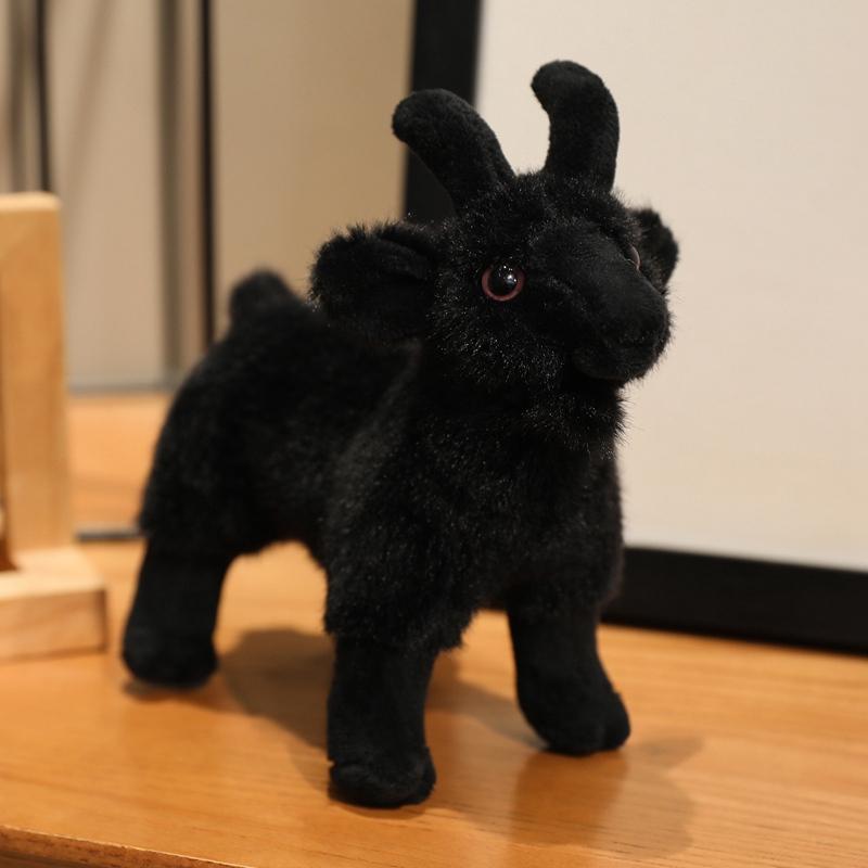 18cm Ranch Animal Series Soft Cute Simulation Black White Goat Mountain Lifelike Plush Pendant Toys Doll Children Halloween Gift