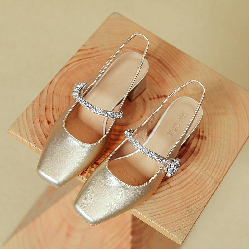 Sandales Baotou été Mary Jane chaussures simples talon moyen talon épais argenté avec talons hauts