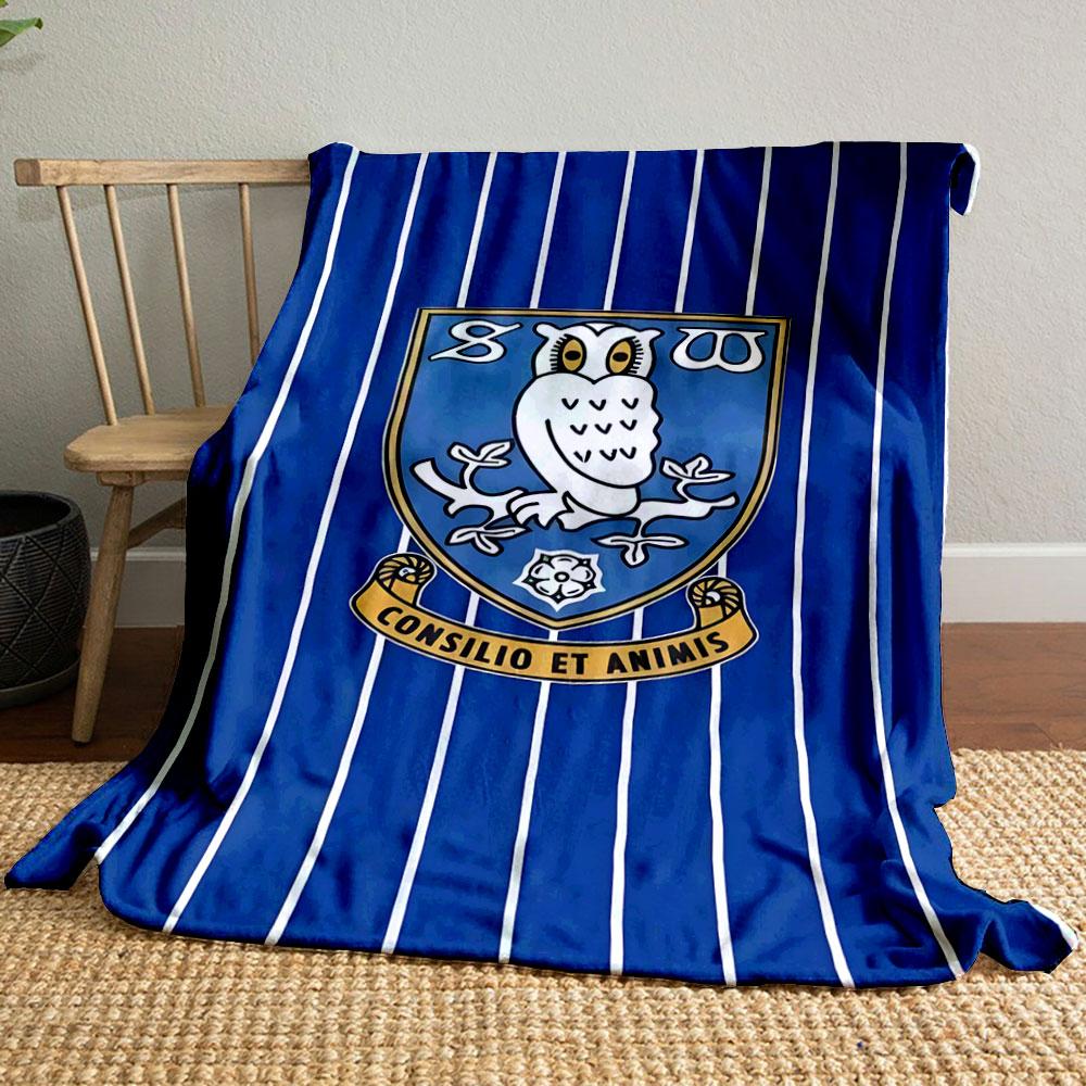 Blue Owl Emblem with Latin Motto Design print blanket soft and cozy perfect for the living room bed sofa or a nap,gift