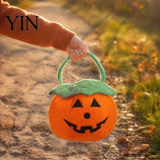Goodie Bag Halloween Pumpkin Plush Tote Bucket, Cute Trick-or-Treat Bag, Soft Fabric Pouch Candy Basket with Handle for Kids Girls Boys Party Favors