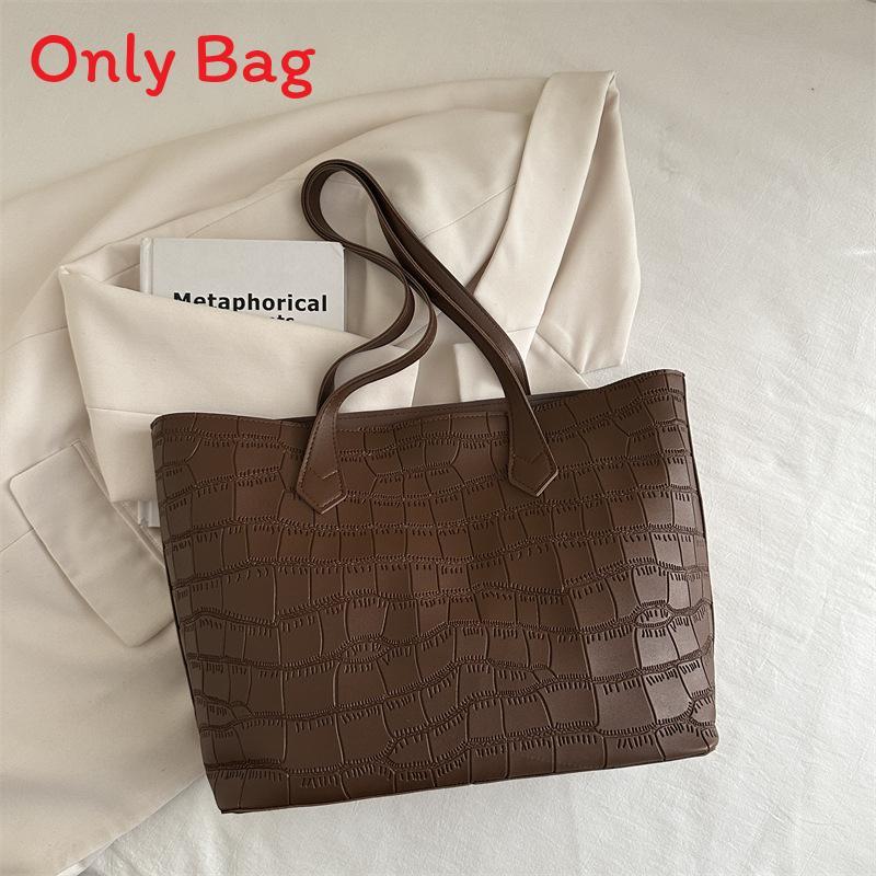 Fashionable Small Capacity Tote Bag With Zip Closure For Office And Casual