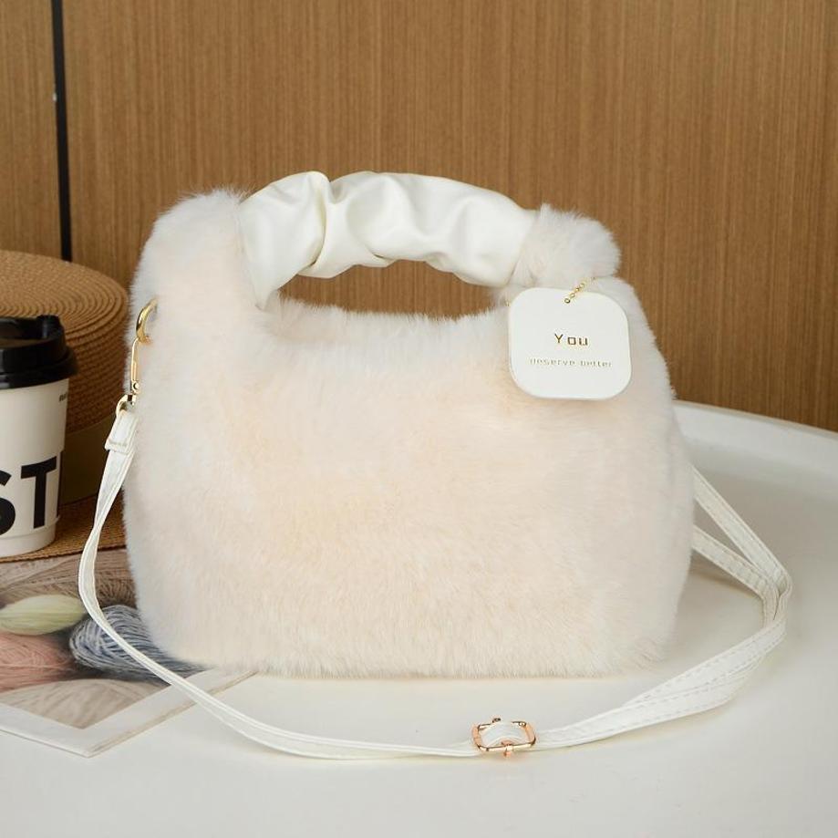 1 Pcs Fashionable Plush Messenger Bag Imitation Fur Women's Bag Autumn And Winter Retro Handbag Lady Plush Handbag Party