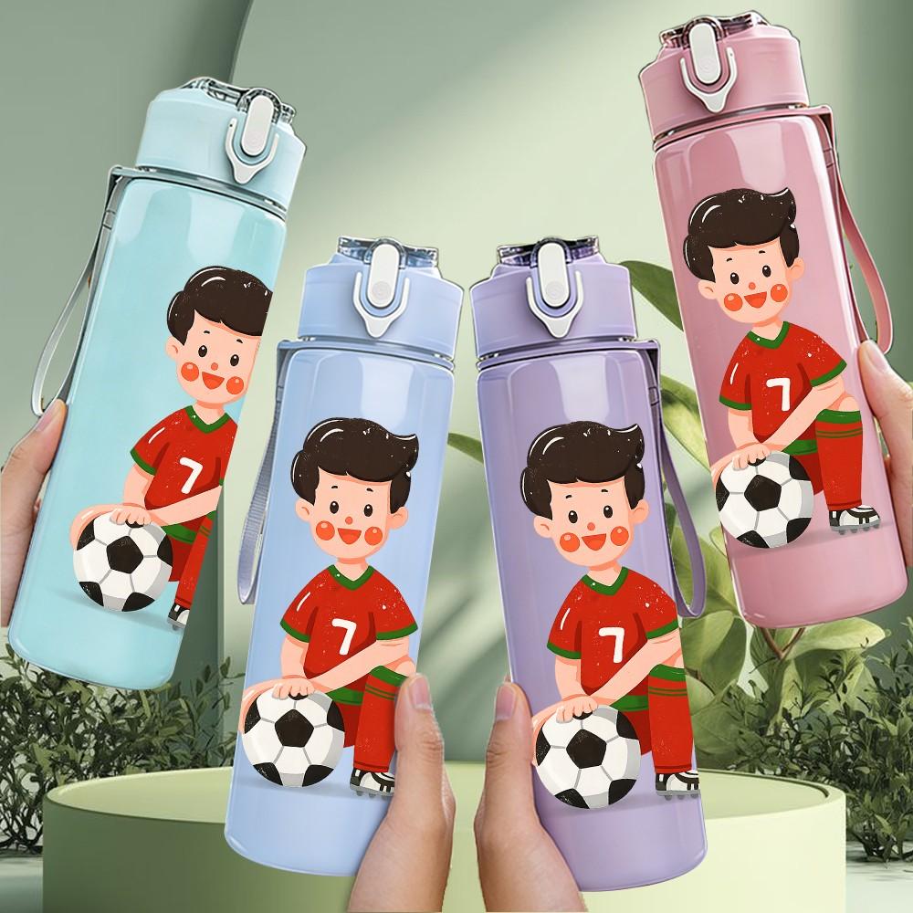1PC Little Boy Kicking Soccer Print 750ml Color Plastic Sports Water Bottle Leakproof Flip Straw Lid Suitable for Sports Office Home Use