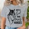 Just A Girl Love Horses Print Women T Shirt Women Wild Horse Fashion Streetwear Tops Vintage Animal Women Short Sleeve Tshirts