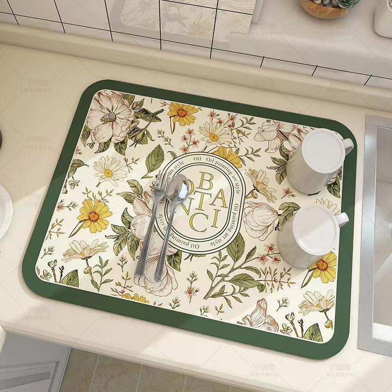 Tapis de table à manger absorbant l'eau et non lavable