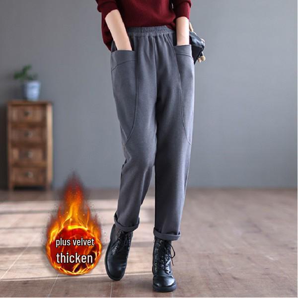 Women's Retro Japanese Velvet-Lined Harem Pants with Pockets for 2025 Autumn/Winter