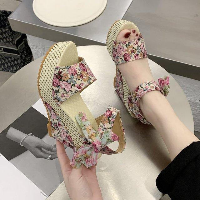 Fashion Women Wedge High Heels Sandals Flower Print Summer Casual Shoes for Women