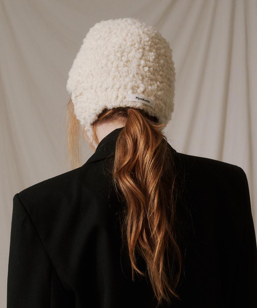 Miseutikotita Soft String Crochet Hat - Ivory
