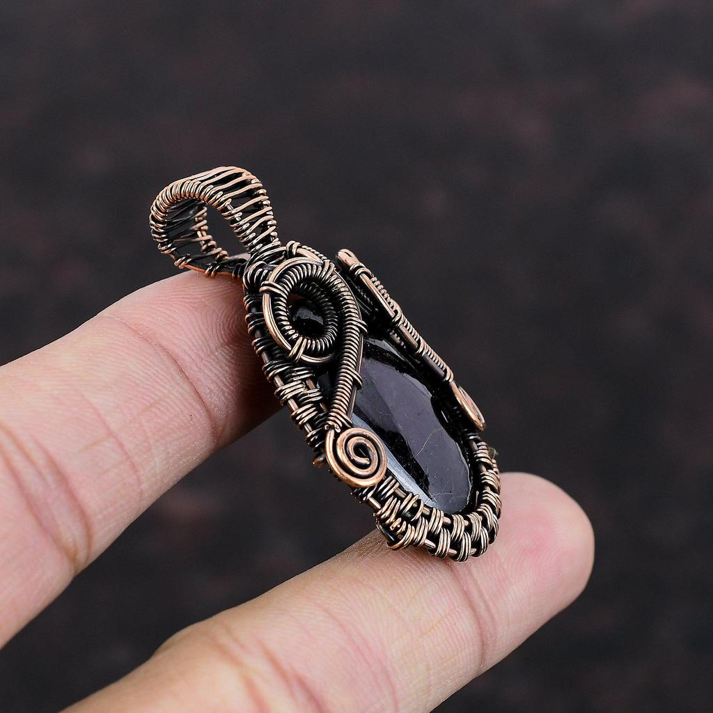 Sugilit Anhänger Kupferdraht gewickelter Anhänger Handgefertigter Edelsteinanhänger Sugilit Schmuck Drahtwickelschmuck Geschenk für Mama Neuestes Design Anhänger