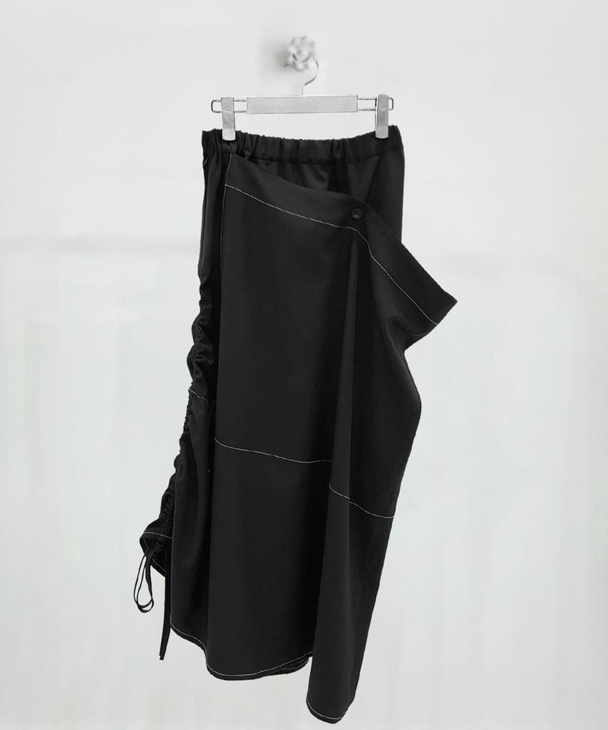 Omajuseokeul Signature Skirt