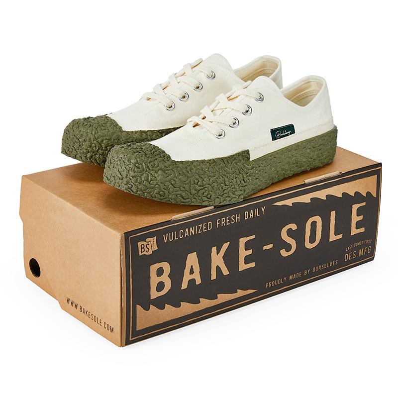 Bake-Sole Crust Crust Crumb White_Basil