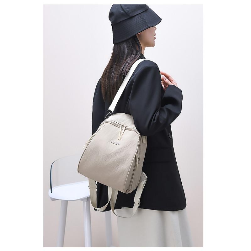 Fashionable and Minimalist Large Capacity Backpack