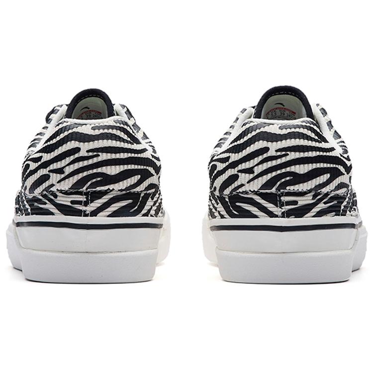 Anta Ao Li Abrasion Resistant Low Top Skateboard Shoes Women's Black White 122238013-3
