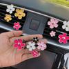 4Gb. Ziedu auto gaisa atsvaidzinātājs Gaisa ventilācijas atveres stiprinājums Ilgstoša smarža Smaržas noņemšanas Klipa veids Automobiļu gaisa izvads Aromterapijas difuzors Automašīnu piederumi
