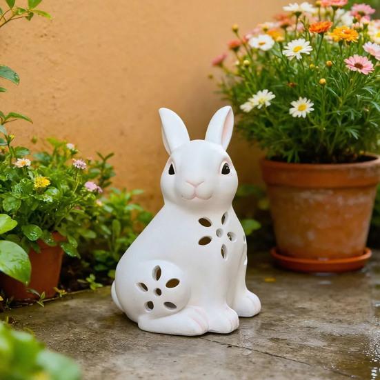Portacandele Coniglio di Pasqua Bianco Coniglietto Traforato Portacandele a Te Light Scultura di Coniglio in Resina Ornamento Candeliere con Candela LED per Camino Tavolo Casa