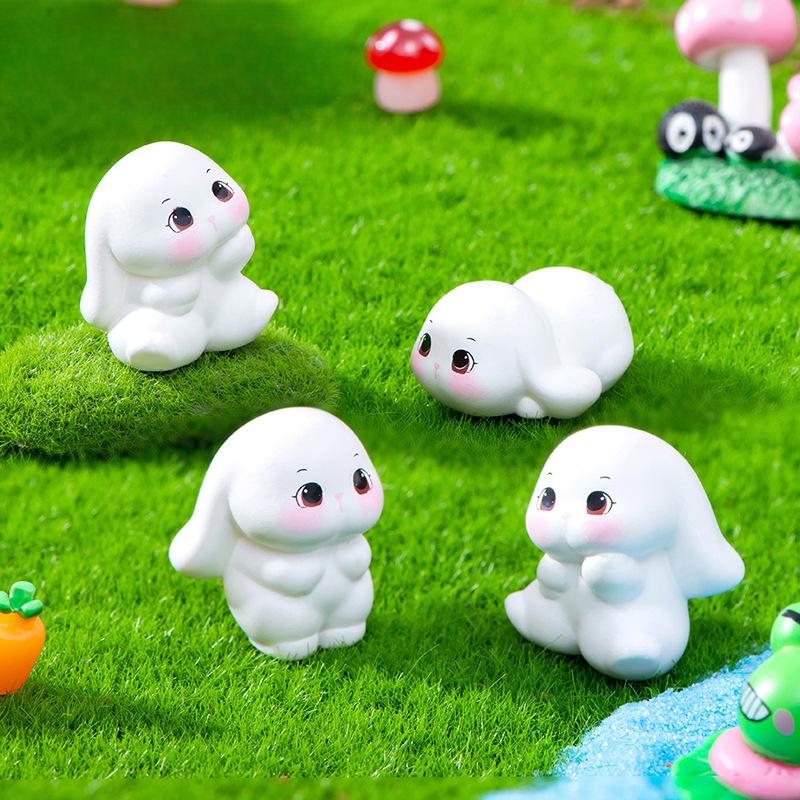 Micro Landscape Decoration Cute Rabbit Animal Figure Hand Resin Crafts Desktop Car Decoration