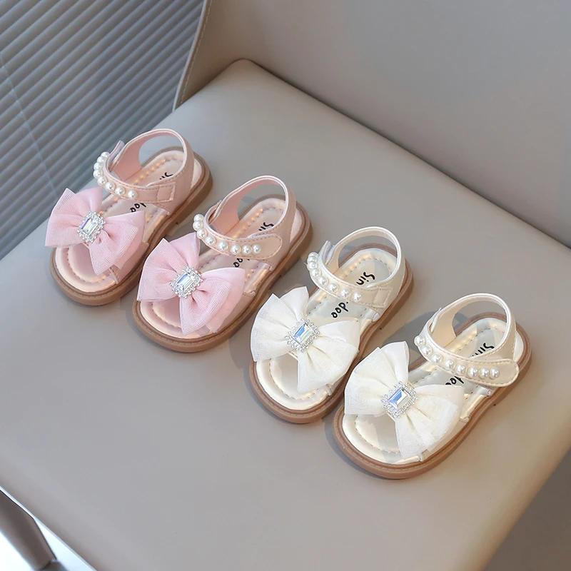 Girls Crystal Beach Sandals with Pearls Beading Fashion 2025 Summer Brand New Kids Bow-knot Sandals with Rhinestone Princess Hot