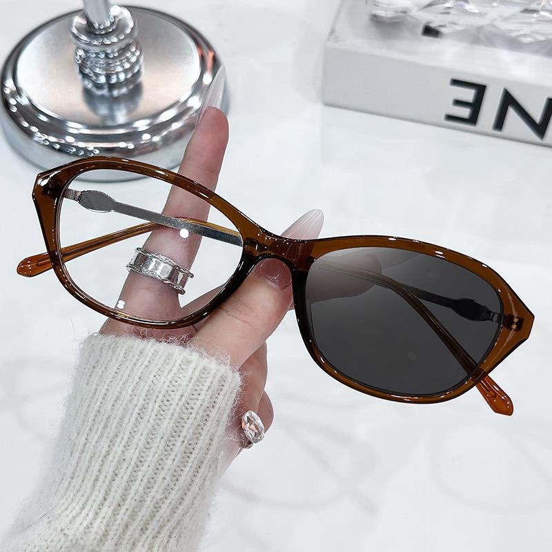New Vintage Oval Sunglasses Women Men Elliptic Sun Glasses Female Round Eyewear Oculos De Sol for Male Female Cat Eye Eyeglasses