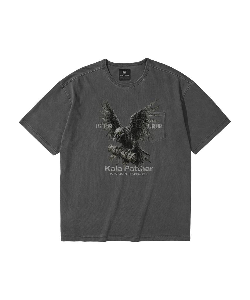 Kallapataleu Pigment Ghost Crow Graphic Short Sleeve T-Shirt Charcoal