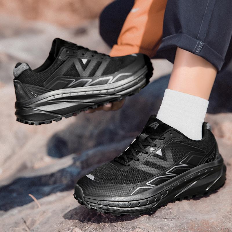 Spring New Soft-soled Running Shoes Non-slip and Wear-resistant Sports and Leisure Shoes Outdoor Running Shoes