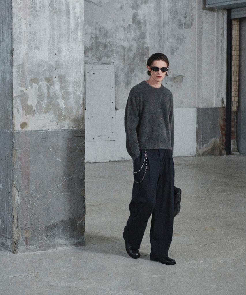 GLW Hairy Crop Knit Charcoal