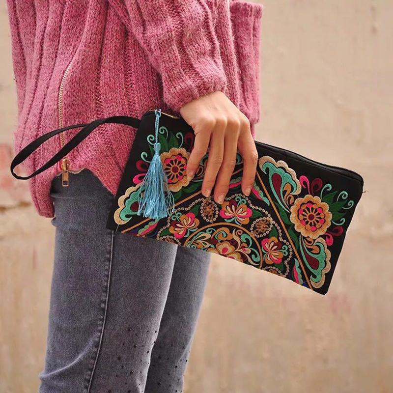 Yogodlns Ethnic Style Embroidered Handbag Female Fashion Shopping Clutch Purse Vintage Envelope Bags Designer Lady Wallet