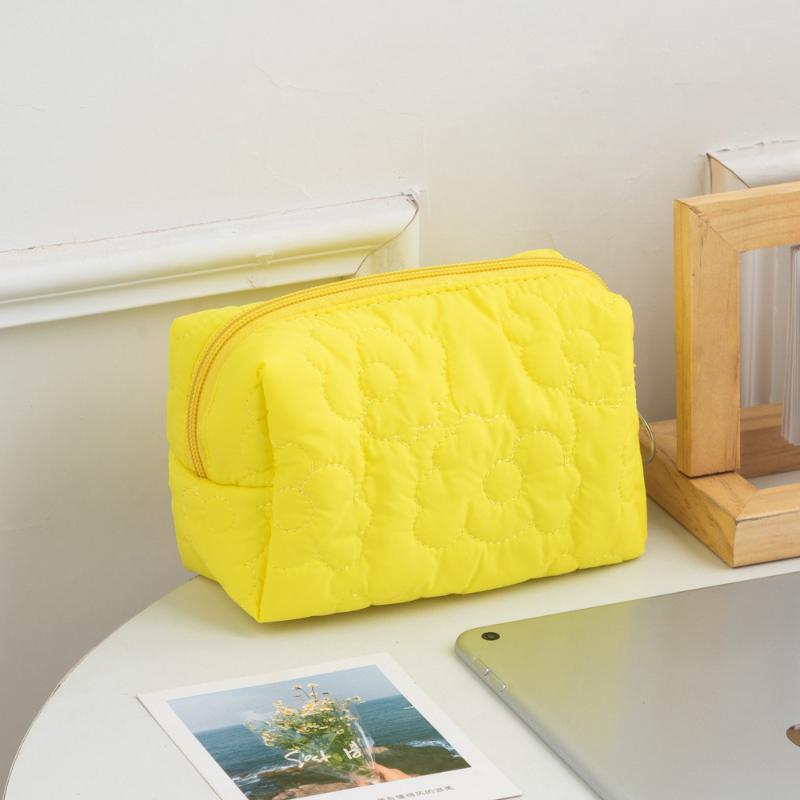 New Candy Color Pen Bag Large Capacity Pencil Case Travel Makeup Bag Women Quilted Flower Storage Bag Portable Toilet Bag