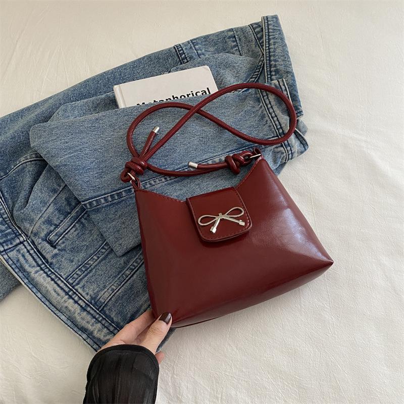 Trendy New Design Bow Armpit Handbag Solid Color PU Leather Bowknot Underarm Bag Sweet Women's Crossbody Bag