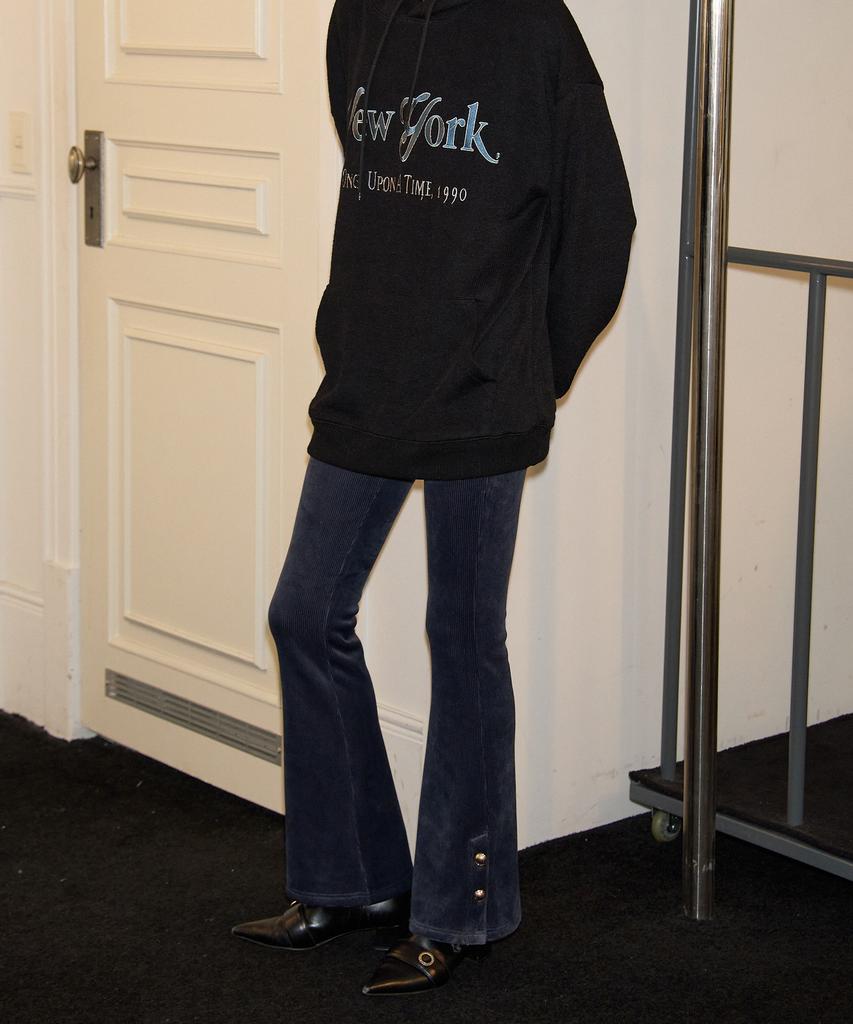 SALON DE YOHN Velvet Boots Cut Pants_ Deep Blue