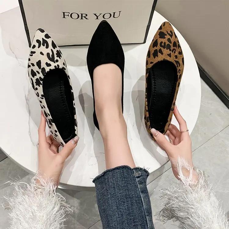 Módní dámské boty bez podpatku se špičatou špičkou, s leopardím vzorem, nazouvací, ležérní, prodyšné balerínky, dámské ploché boty, mokasíny Zapatos Mujer