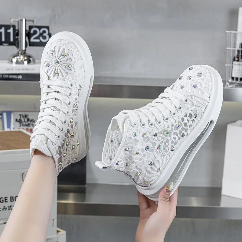 Modă 4,5CM Pantofi de Vară pentru Femei cu Plasă de Aer Mules Pantofi Dantelă cu Diamante Strălucitoare Platformă Pană Platformă Pană Microfibră Sandale Glisante Goluri