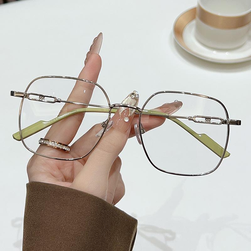 Metall Quadratischer Rahmen Kurzsichtigkeitsbrille Ultraleicht Bequem Schlichtheit Dame und Herr Anti-Blaulicht Brille 0 Bis -4.0