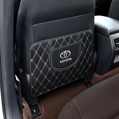Accesorii pentru interiorul mașinii – Huse pentru scaune auto