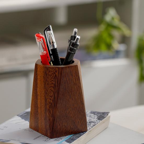 Walnussholz Stifthalter Einzelröhre Teezeremonie Stil Organizer Handgefertigt Desktop Aufbewahrung für Pinsel Werkzeuge Elegante Bürodekoration