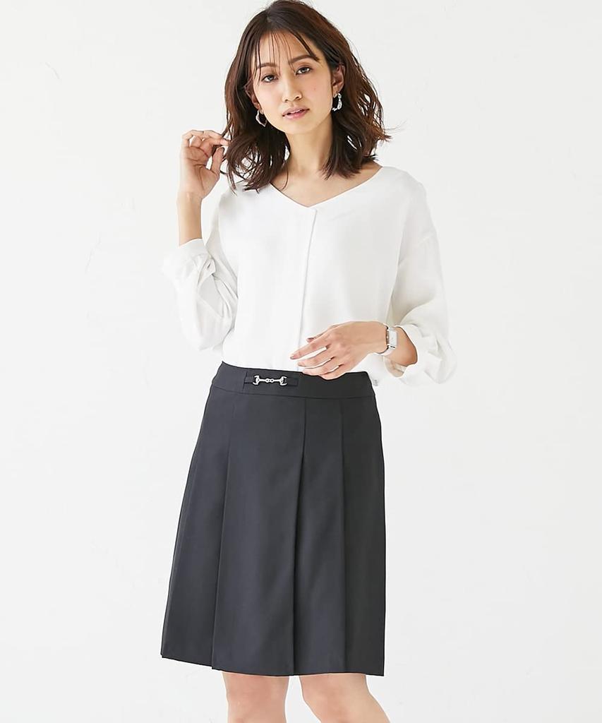 A skirt suit that enhances your beauty jacket pleated lining with contrasting [Nissen] Women's Suit (tailored + skirt) (jacket piping)