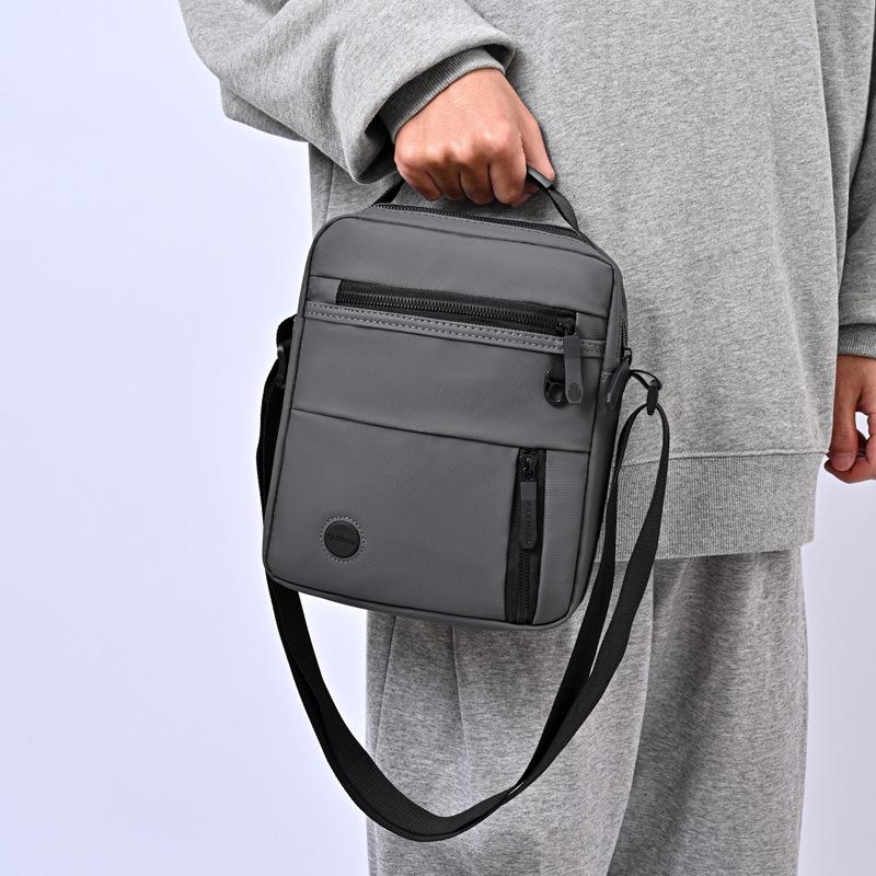 Men's Bag Commuter Shoulder Bag Outdoor Travel Handbag