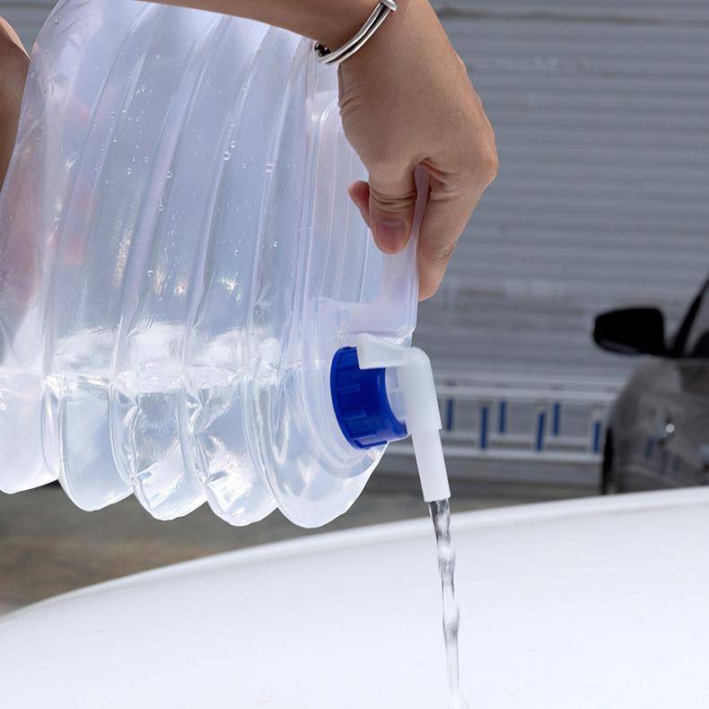 Portable Telescopic Drinking Water Container, Collapsible Large Capacity PE Water Bucket With Spigot Valve For Camping