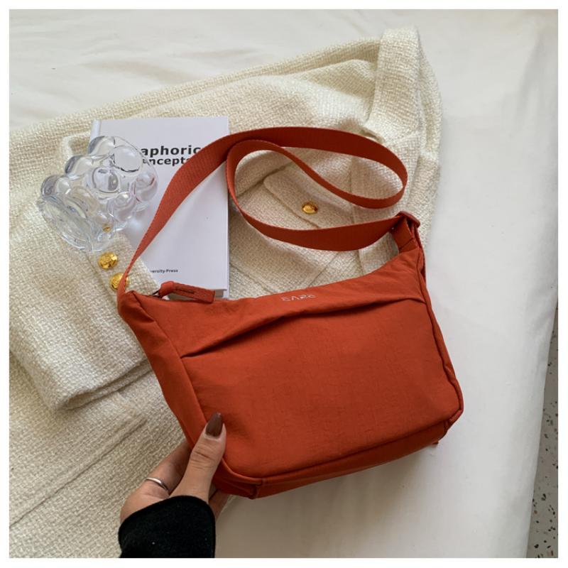 Umhängetasche für Damen, kleine Stofftasche, schlichtes Umhängetaschen-Design, trendige Studententasche