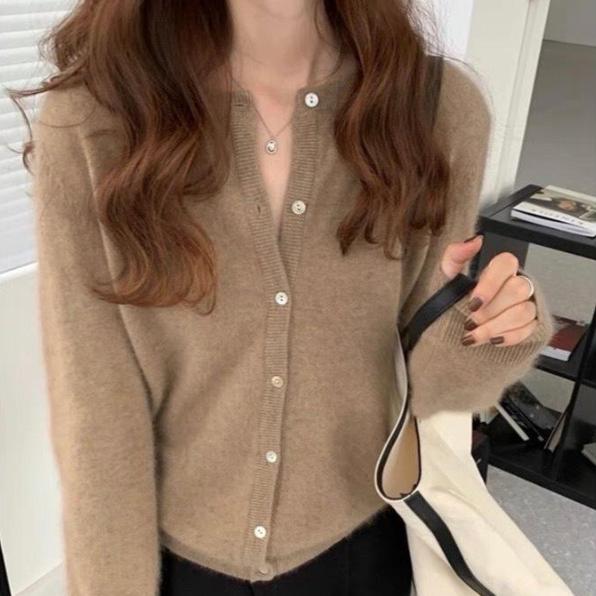 Autumn Winter Loose Knitted Cardigan Solid Color Soft Knitted for Women Cardigan Single Breasted Long Sleeve Jumper Woman Round Neck Cardigans Outwear