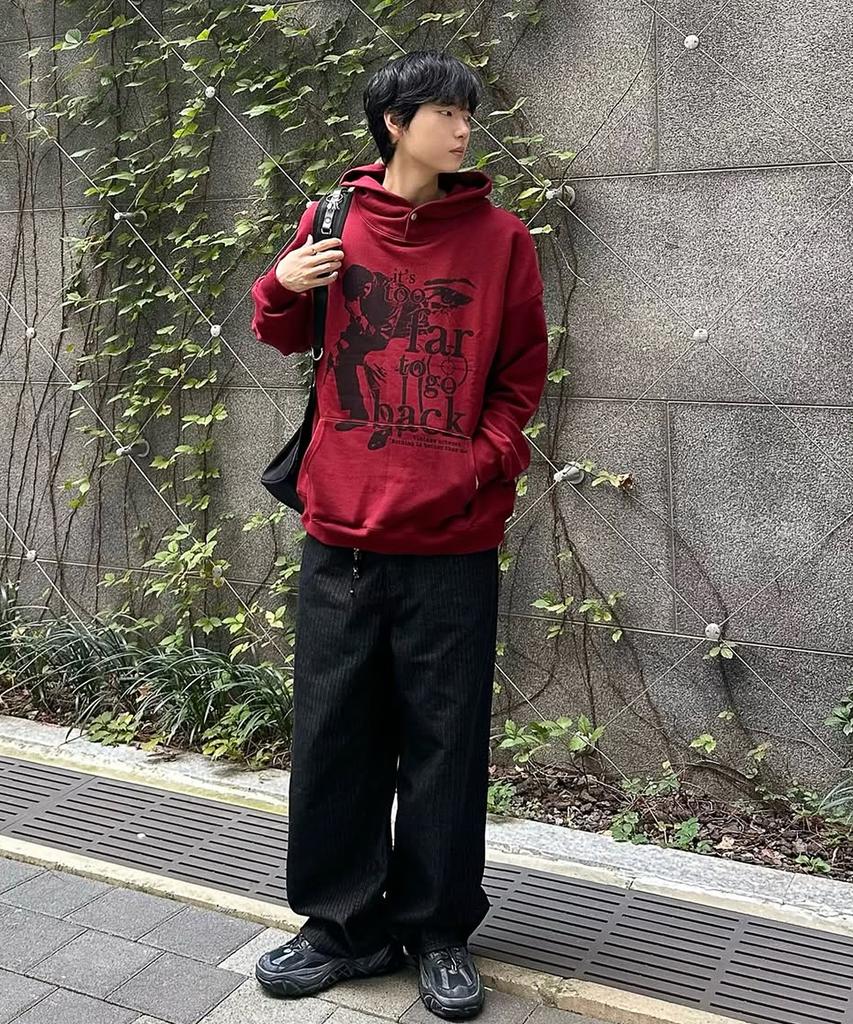 Vintage Artwork Hoodie_Burgundy