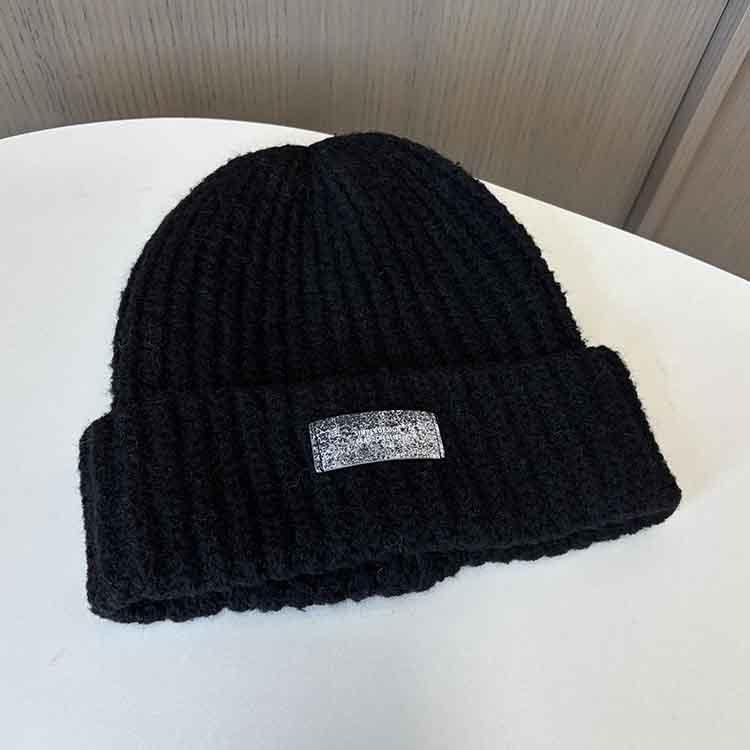 Patch Cloth Men's and Women's Autumn and Winter Knitted Hats Fashionable and Versatile Big Head Circumference Wool Hats Show Face Small Pullover Warm